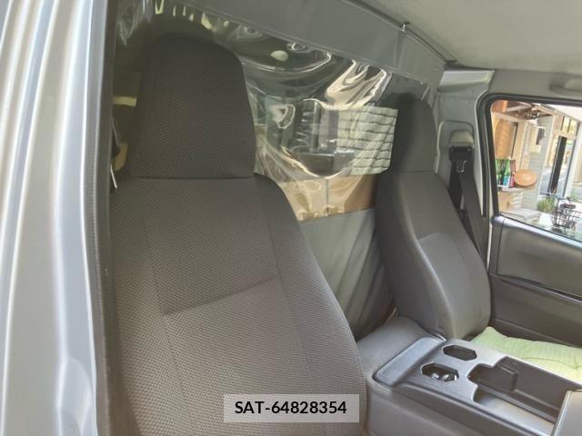Toyota REGIUSACE VAN 2011-11 8831303-15