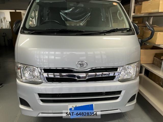Toyota REGIUSACE VAN 2011-11 8831303-1