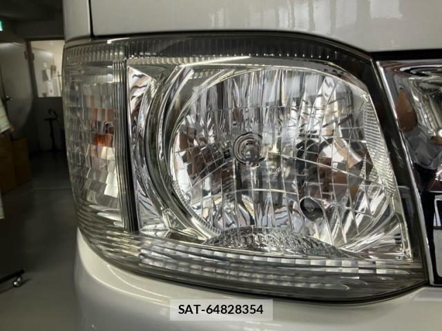 Toyota REGIUSACE VAN 2011-11 8831303-3