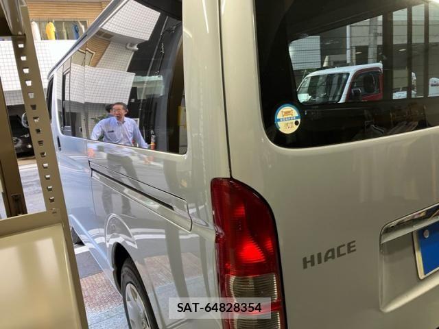 Toyota REGIUSACE VAN 2011-11 8831303-5