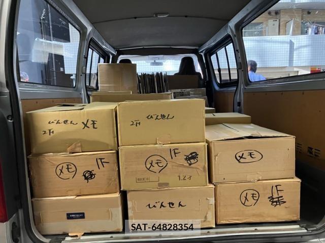 Toyota REGIUSACE VAN 2011-11 8831303-8