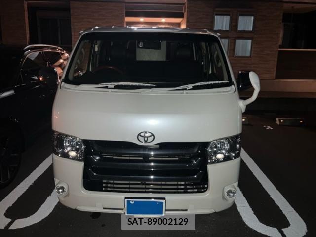 Toyota REGIUSACE VAN 2016-04 8831301-1