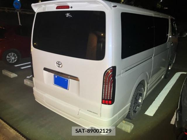 Toyota REGIUSACE VAN 2016-04 8831301-3