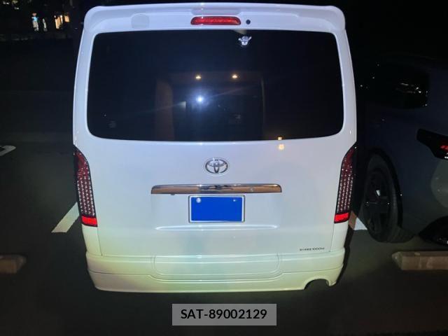 Toyota REGIUSACE VAN 2016-04 8831301-4