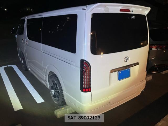 Toyota REGIUSACE VAN 2016-04 8831301-5