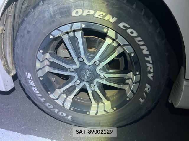 Toyota REGIUSACE VAN 2016-04 8831301-6