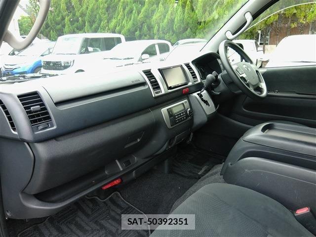 Toyota REGIUSACE VAN 2018-04 8849807-12