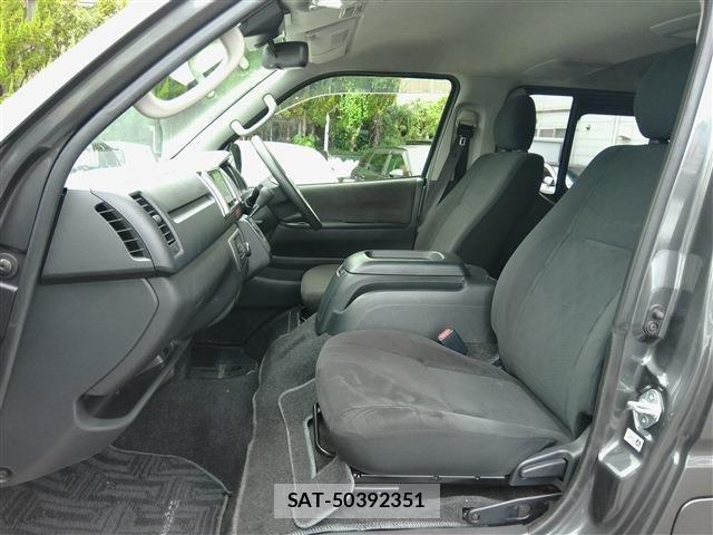 Toyota REGIUSACE VAN 2018-04 8849807-13