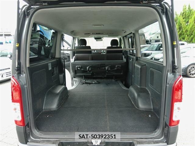 Toyota REGIUSACE VAN 2018-04 8849807-17