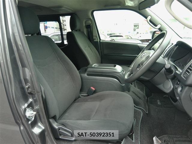 Toyota REGIUSACE VAN 2018-04 8849807-19