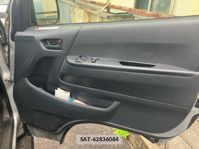 Toyota REGIUSACE VAN 2015-03 8849669-4