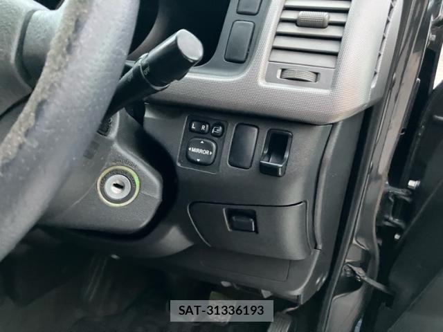 Toyota REGIUSACE VAN 2005-09 8881841-11