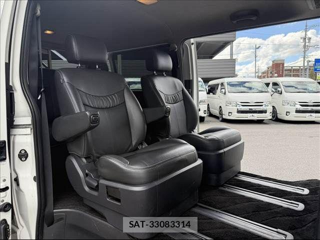 Toyota REGIUSACE VAN 2014-05 8881837-9