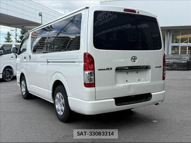 Toyota REGIUSACE VAN 2014-05 8881837-15
