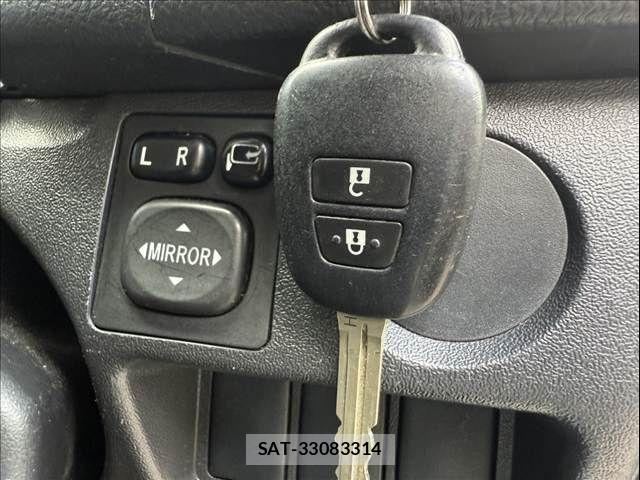Toyota REGIUSACE VAN 2014-05 8881837-16