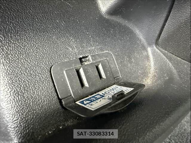 Toyota REGIUSACE VAN 2014-05 8881837-18