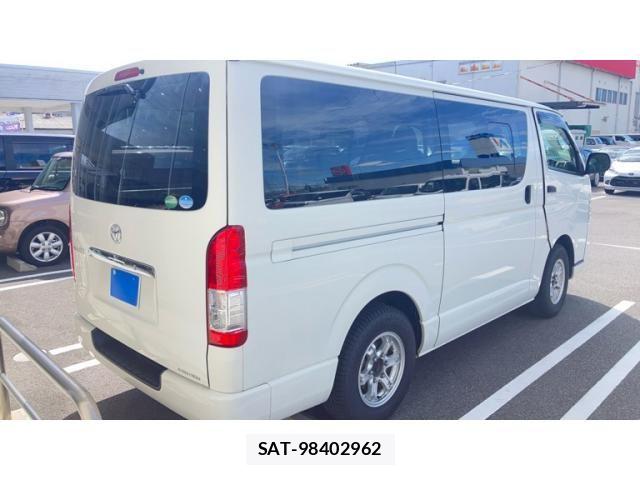 Toyota REGIUSACE VAN 2017-12 8881840-2