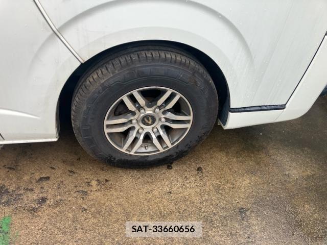 Toyota REGIUSACE VAN 2017-05 8881838-9