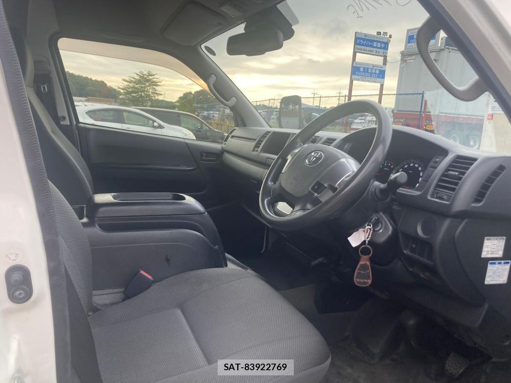Toyota REGIUSACE VAN 2019 1325501-10