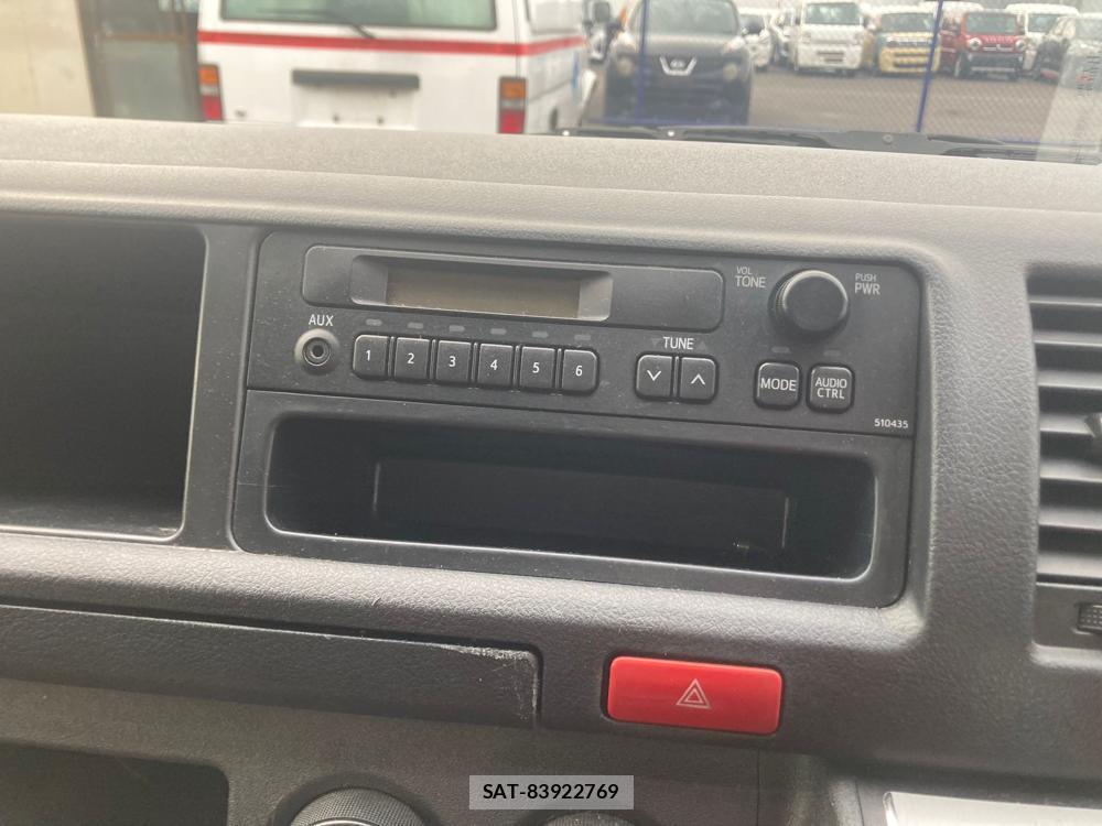 Toyota REGIUSACE VAN 2019 1325501-17
