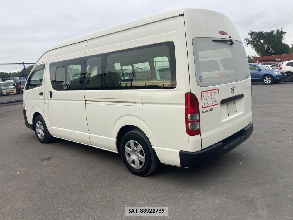 Toyota REGIUSACE VAN 2019 1325501-2