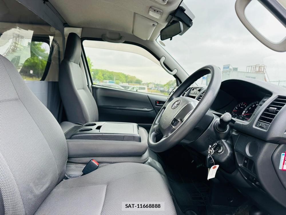 Toyota REGIUSACE VAN 2019-03 6274627-10