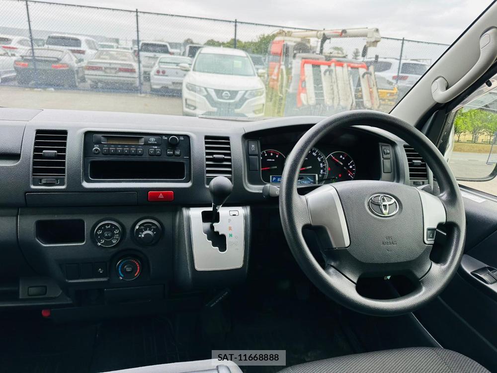 Toyota REGIUSACE VAN 2019-03 6274627-12