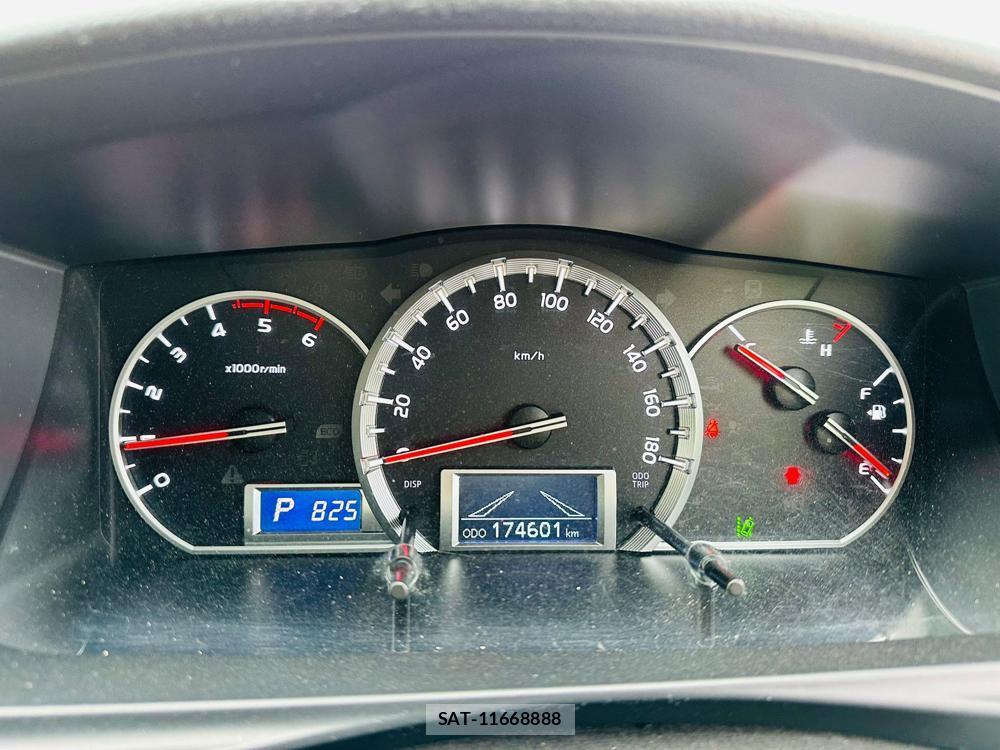 Toyota REGIUSACE VAN 2019-03 6274627-14
