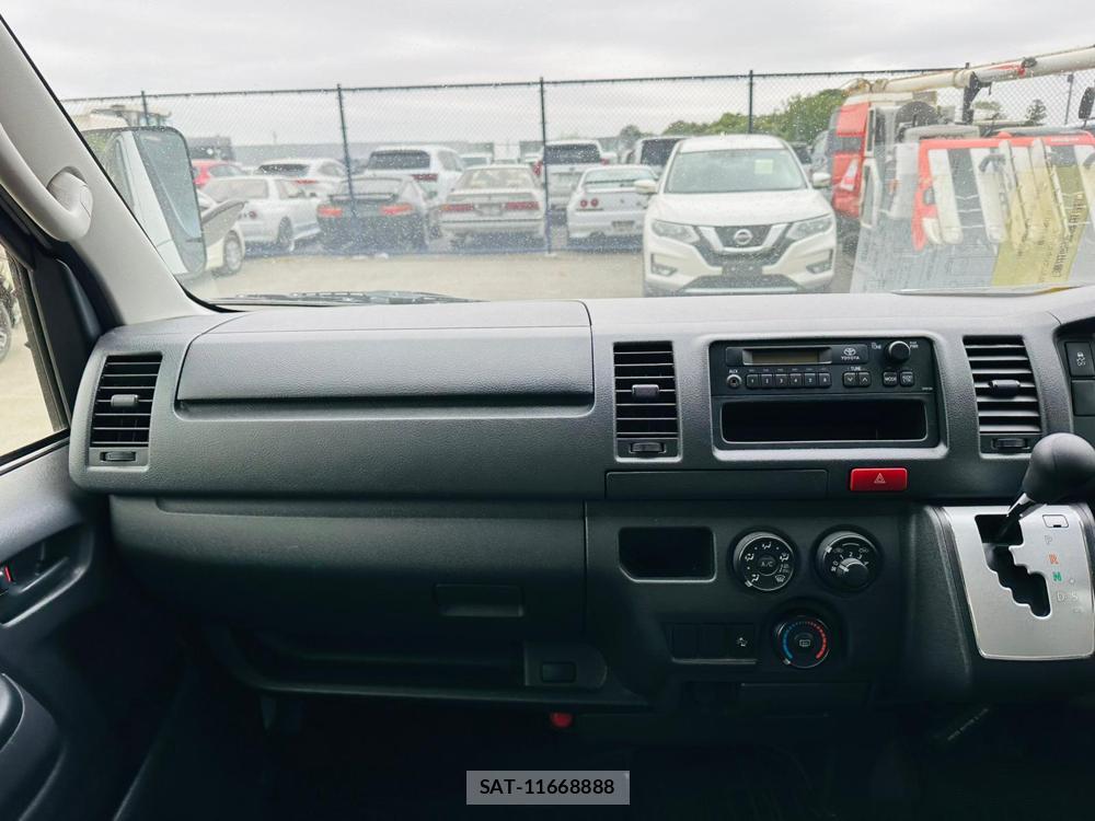 Toyota REGIUSACE VAN 2019-03 6274627-16