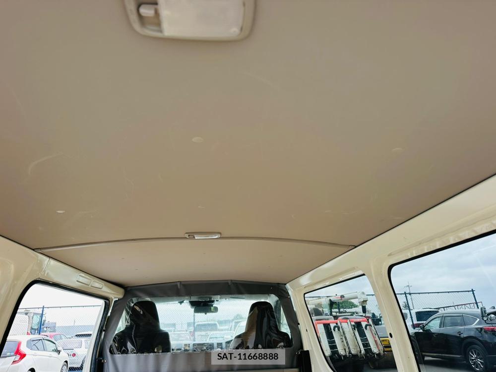 Toyota REGIUSACE VAN 2019-03 6274627-22