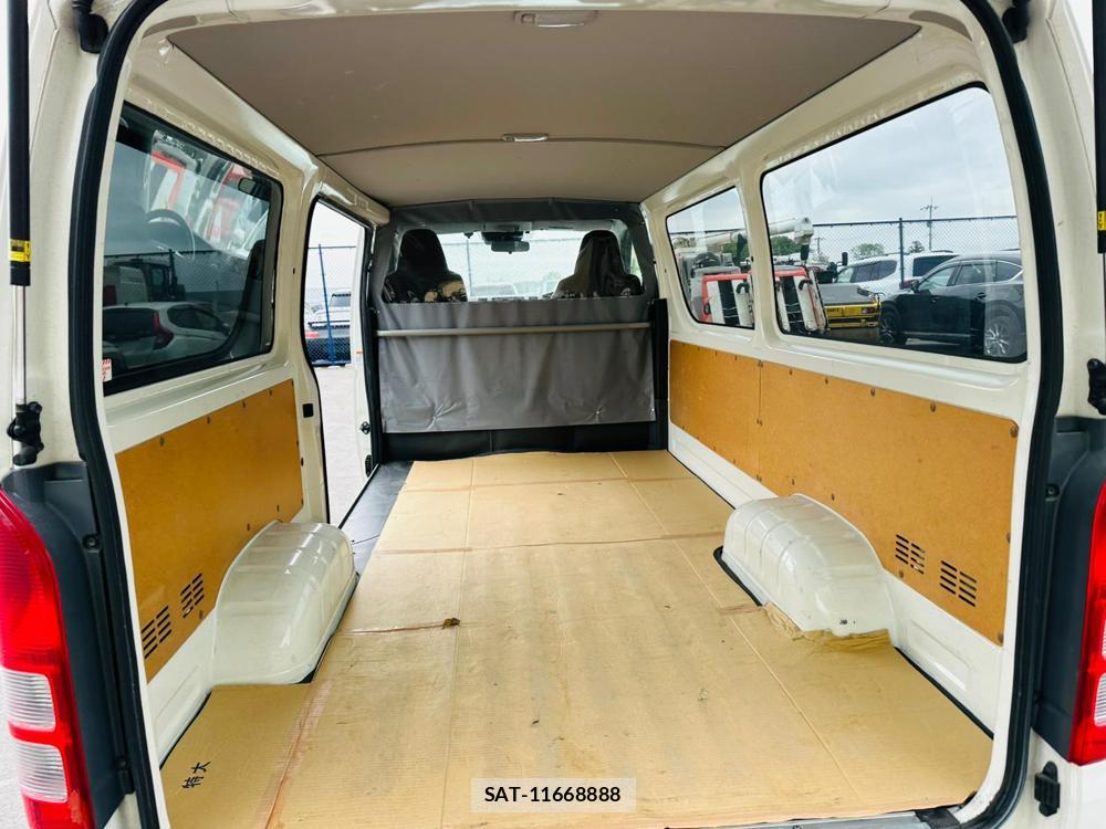 Toyota REGIUSACE VAN 2019-03 6274627-23