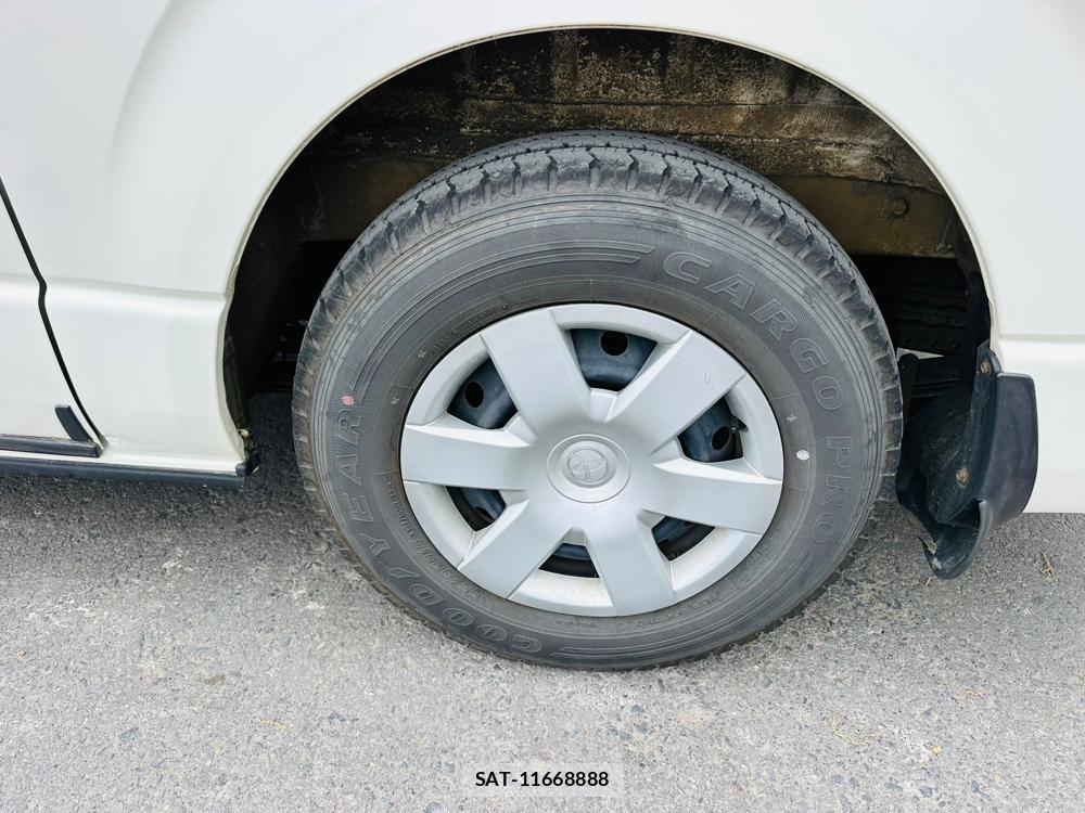 Toyota REGIUSACE VAN 2019-03 6274627-28