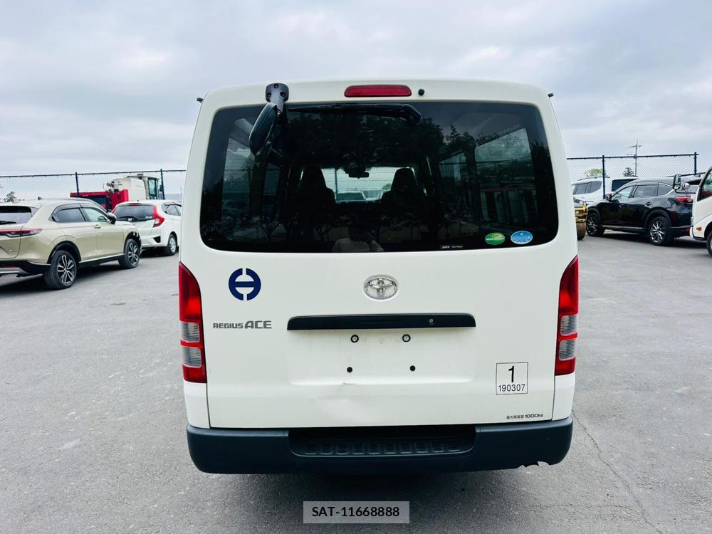 Toyota REGIUSACE VAN 2019-03 6274627-3