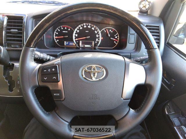 Toyota REGIUSACE VAN 2016-01 770398-11