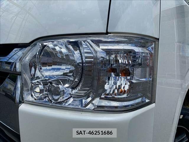 Toyota REGIUSACE VAN 2015-11 1074123-26