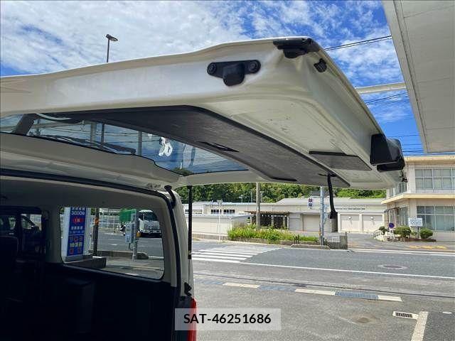 Toyota REGIUSACE VAN 2015-11 1074123-28