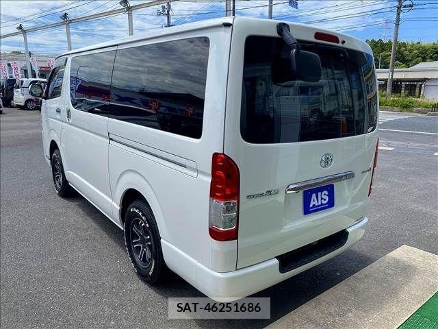 Toyota REGIUSACE VAN 2015-11 1074123-2