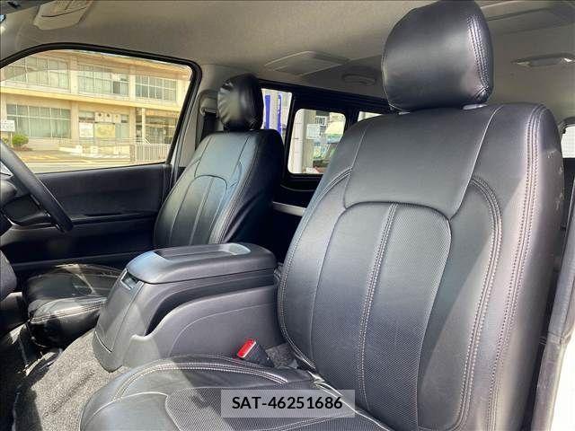 Toyota REGIUSACE VAN 2015-11 1074123-3