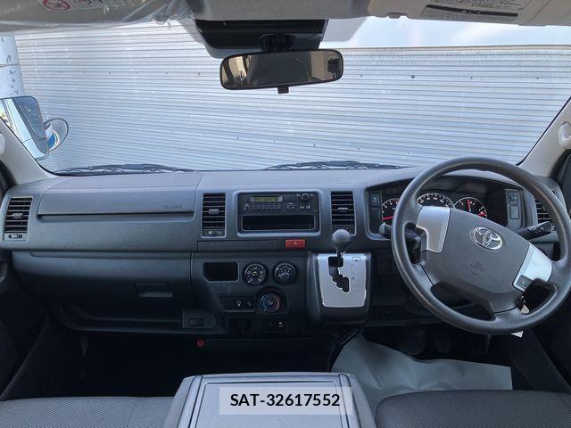 Toyota REGIUSACE VAN 2020-05 1224571-18