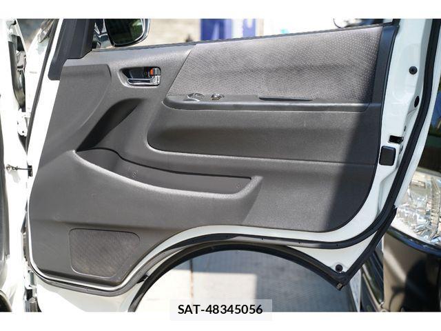 Toyota REGIUSACE VAN 2014-07 1276347-12