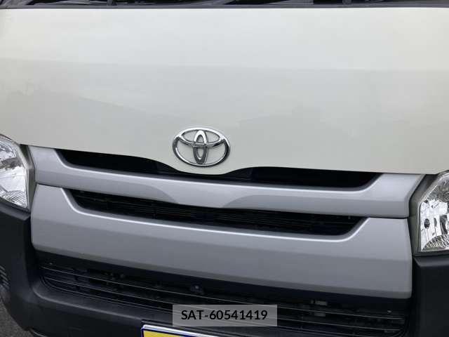 Toyota REGIUSACE VAN 2017-05 1414504-5
