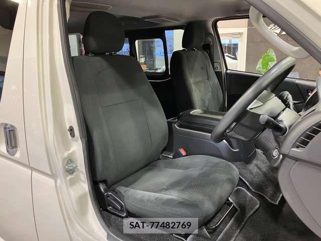 Toyota REGIUSACE VAN 2019-11 2353330-4