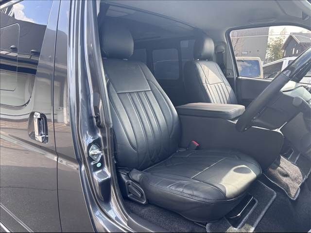 Toyota REGIUSACE VAN 2016-04 3681690-8