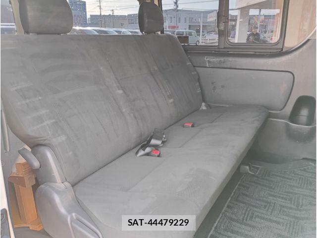 Toyota REGIUSACE VAN 2019-03 3775304-15