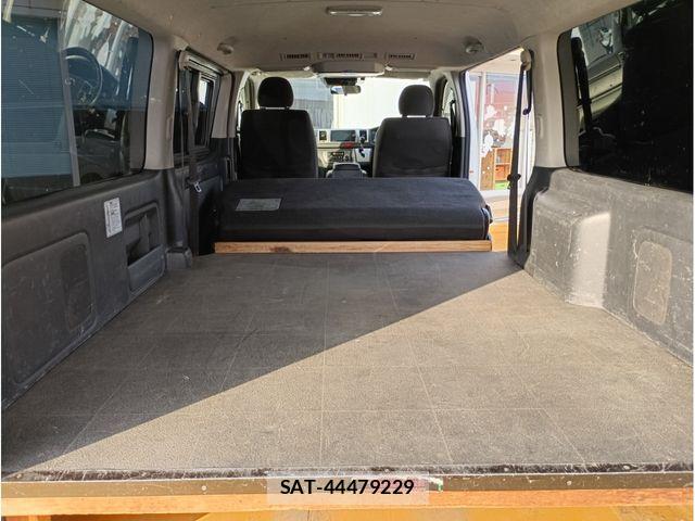 Toyota REGIUSACE VAN 2019-03 3775304-18