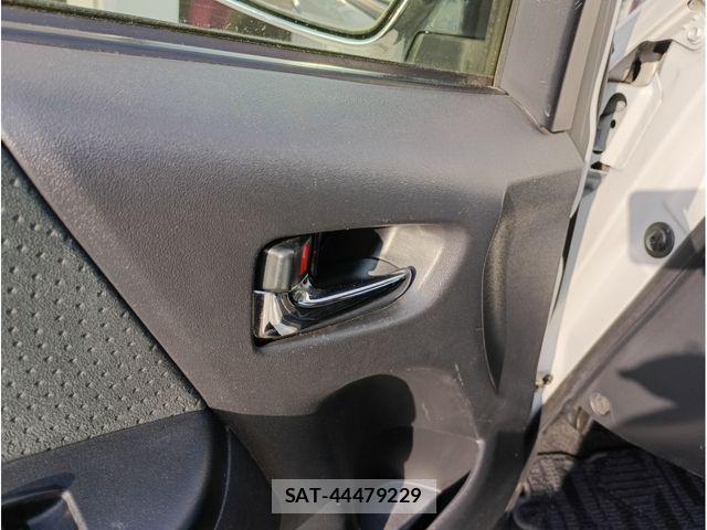Toyota REGIUSACE VAN 2019-03 3775304-23