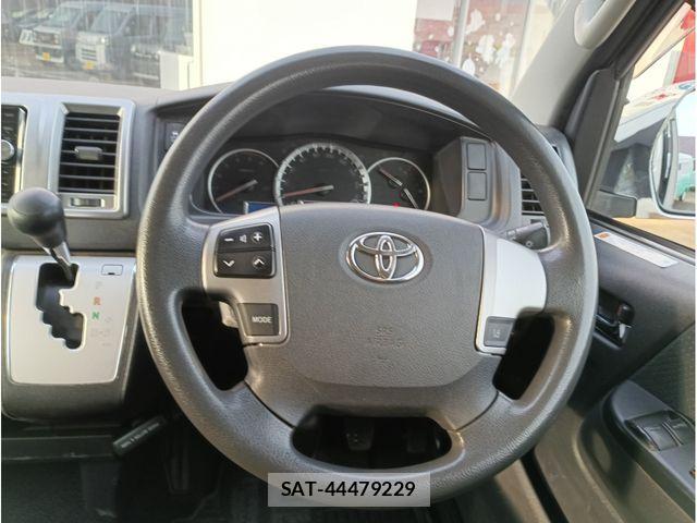 Toyota REGIUSACE VAN 2019-03 3775304-3