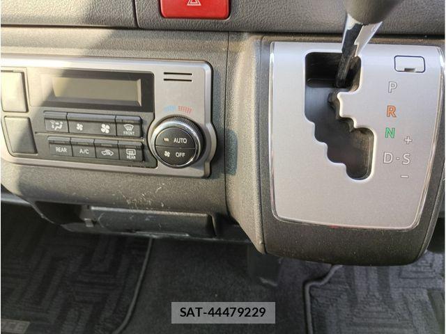 Toyota REGIUSACE VAN 2019-03 3775304-5