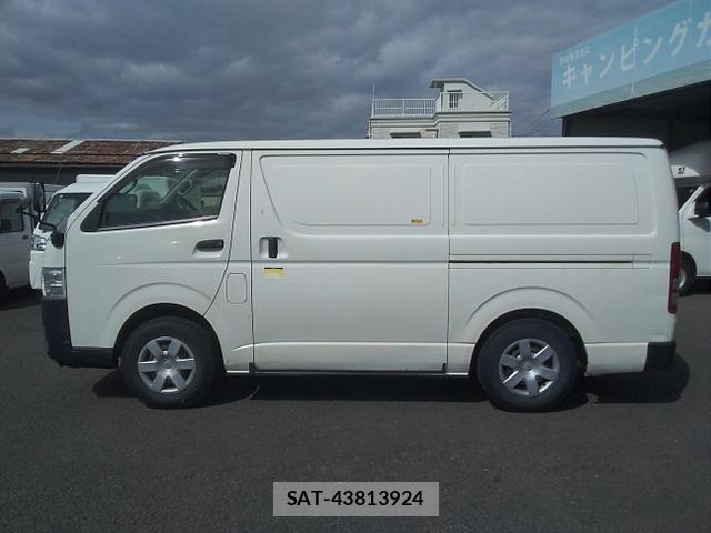 Toyota REGIUSACE VAN 2014-02 4979984-4