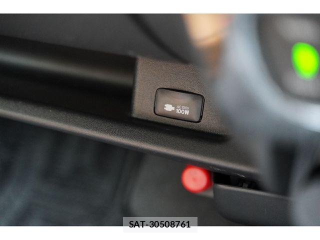 Toyota REGIUSACE VAN 2009-02 6017066-12